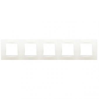 Рамка на пять постов с декоративным элементом Schneider Electric Unica белая