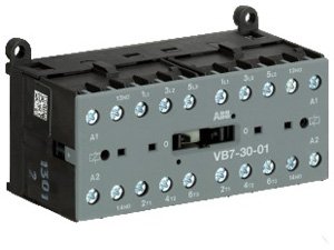 Миниконтактор реверсивный VB7-30-10-F 12A (400В AC3) катушка 24В АС